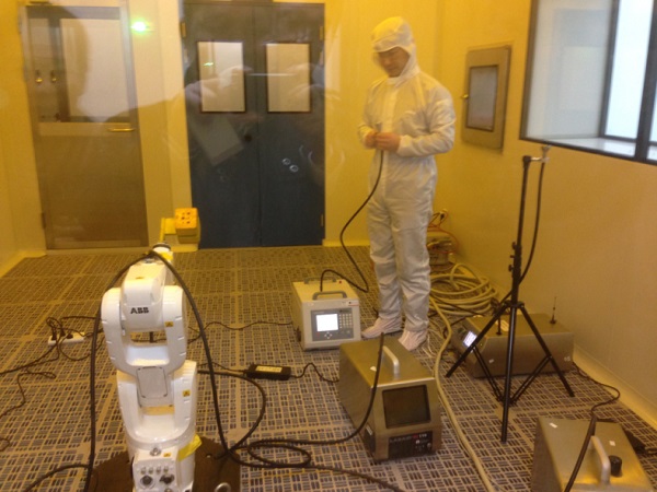 蘇州市計(jì)量測(cè)試研究所《空氣化學(xué)污染控制檢測(cè)評(píng)定實(shí)驗(yàn)室》機(jī)器人測(cè)試